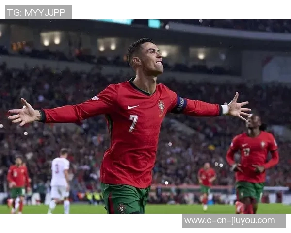 C罗在最新足球赛事中的精彩表现与未来展望分析